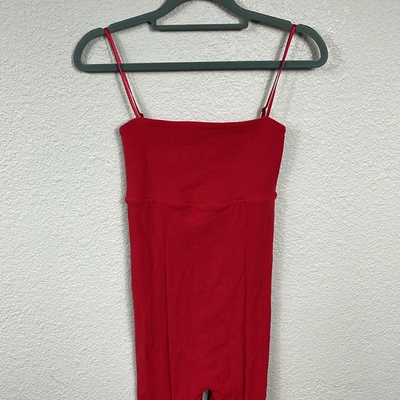 New Simkhai x Wolford Intricate Warp Knit Jumpsuit Catsuit Red Stirrup Sz M - Picture 5 of 12